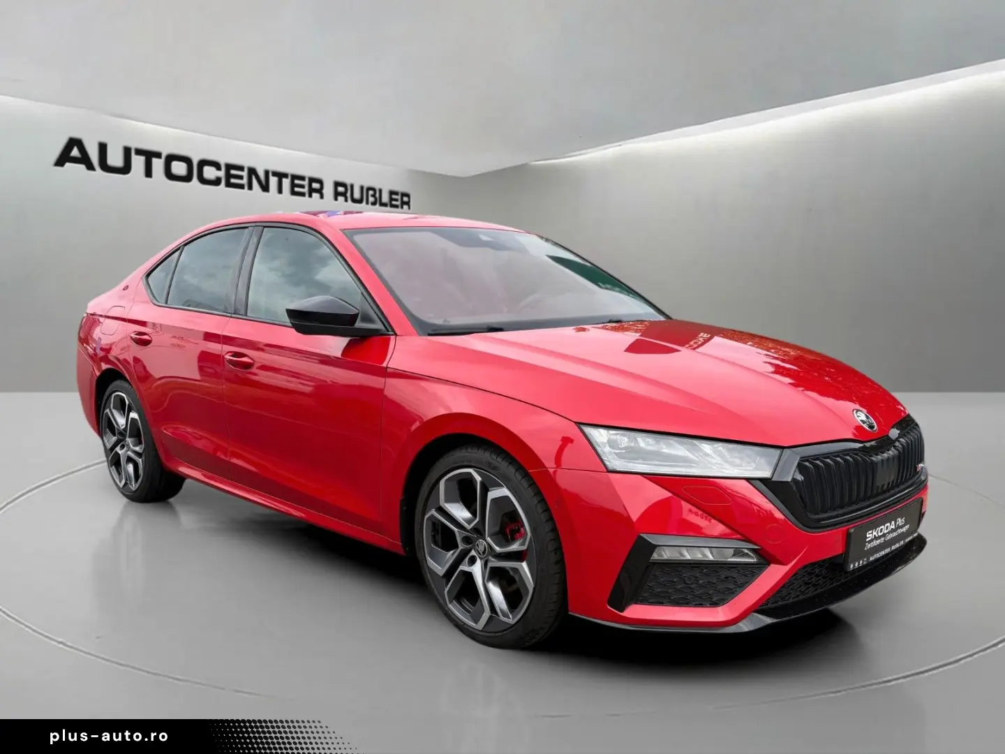 SKODA Octavia Lim. RS 2.0 TDI 4x4 HEADUP DCC ACC NAVI