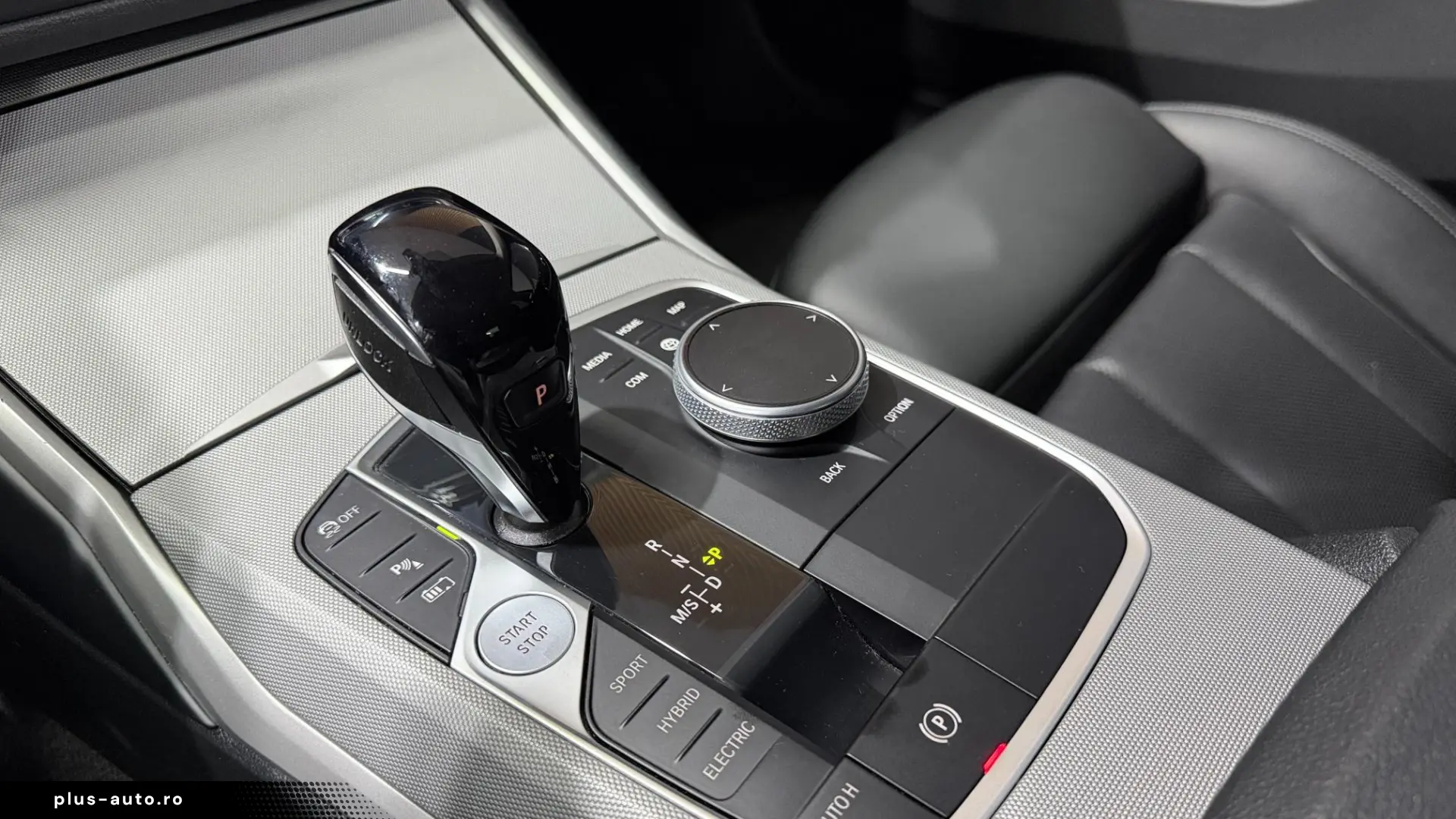 BMW 330 AT PHEV