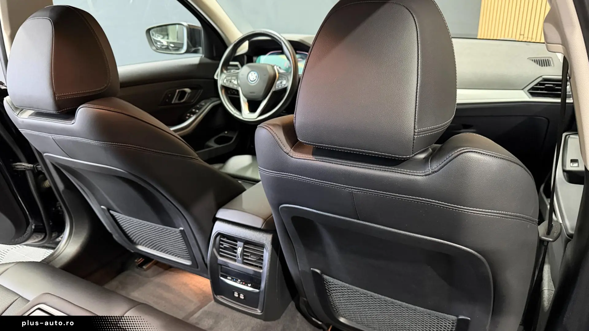 BMW 330 AT PHEV
