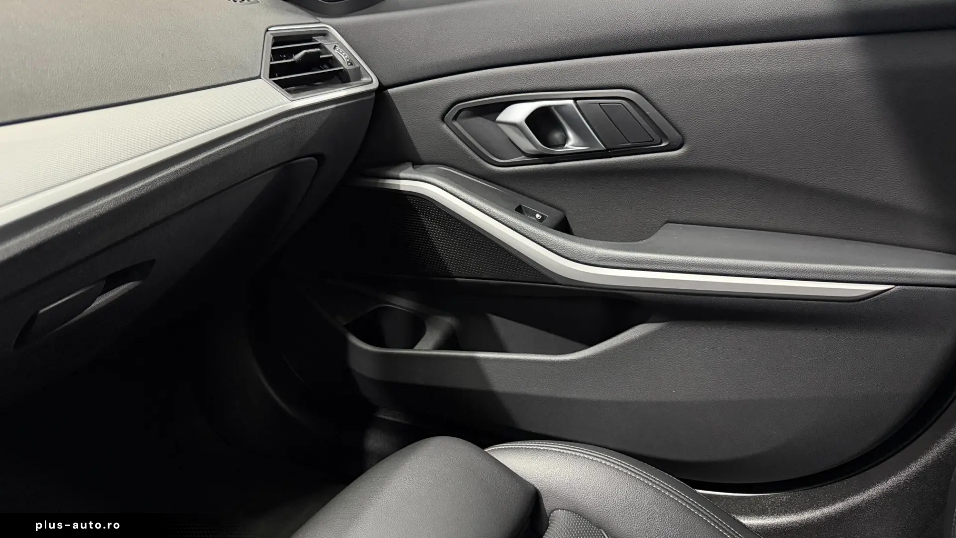 BMW 330 AT PHEV