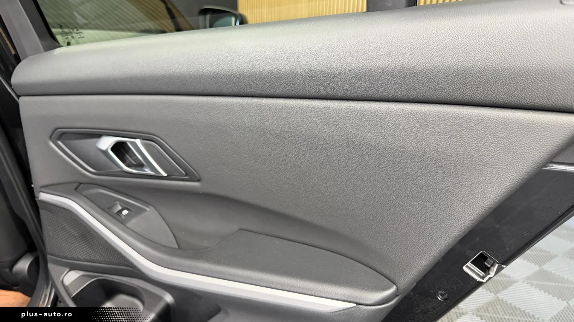 BMW 330 AT PHEV
