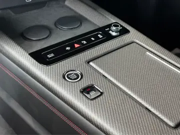 Audi Q7 quattro TDI 299 CP MY 2027