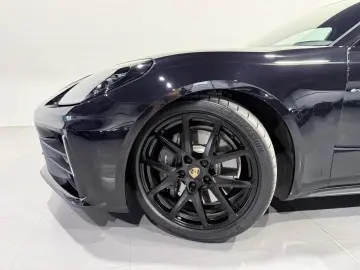 PORSCHE Panamera 4 E-Hybrid