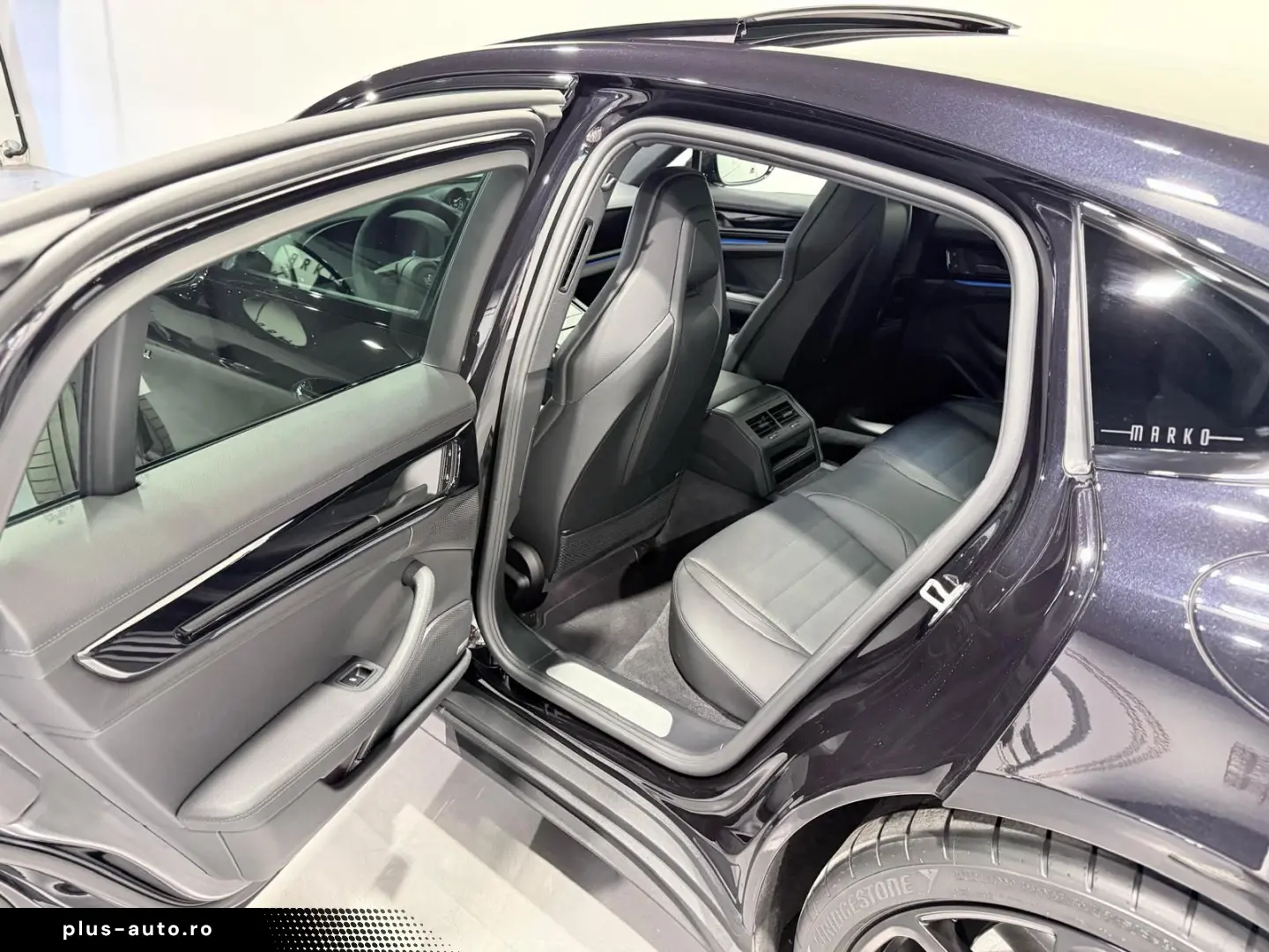 PORSCHE Panamera 4 E-Hybrid
