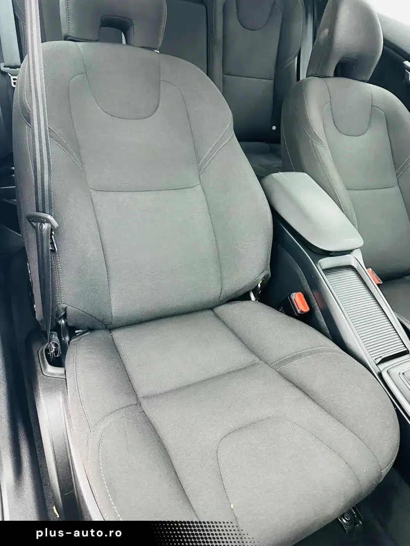 VOLVO V40 2018 2.0D E6 Garantie 12 Luni Rate Avans 0 Doar Cu