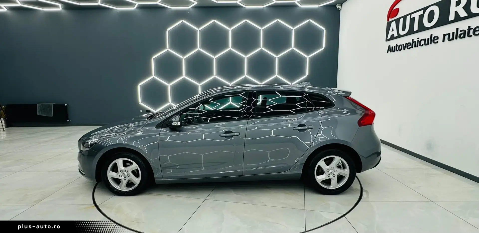 VOLVO V40 2018 2.0D E6 Garantie 12 Luni Rate Avans 0 Doar Cu