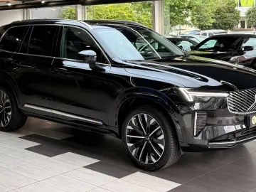 Volvo XC90 Plus Bright AWD 7Sitz HuD 360  H&K Pano ACC