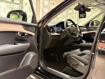 Volvo XC90 Plus Bright AWD 7Sitz HuD 360  H&K Pano ACC