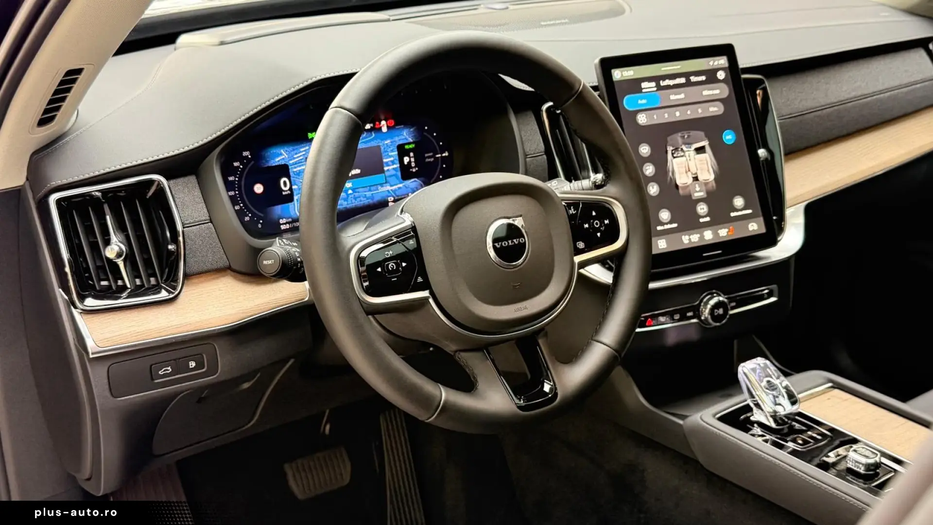 Volvo XC90 Plus Bright AWD 7Sitz HuD 360  H&K Pano ACC