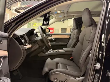 Volvo XC90 Plus Bright AWD 7Sitz HuD 360  H&K Pano ACC