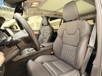 Volvo XC90 Plus Bright AWD 7Sitz HuD 360  H&K Pano ACC