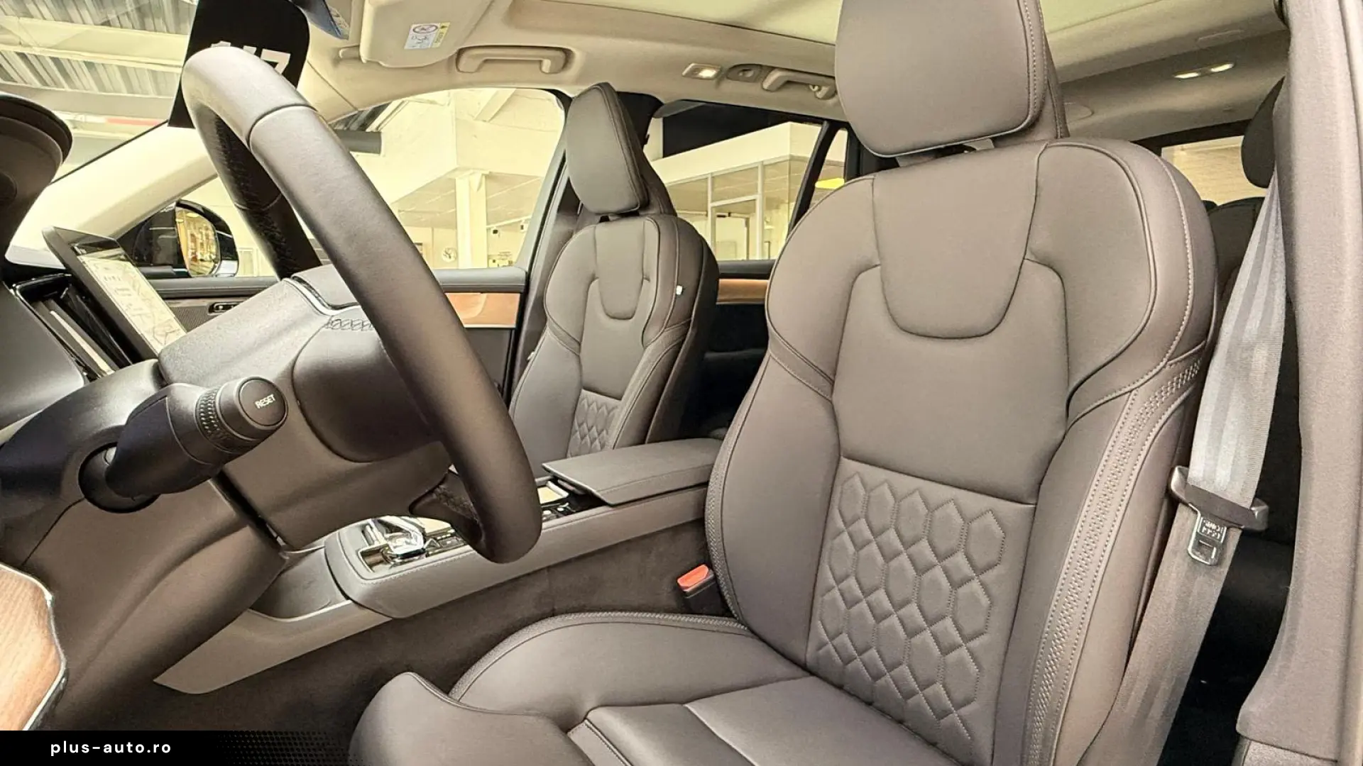Volvo XC90 Plus Bright AWD 7Sitz HuD 360  H&K Pano ACC
