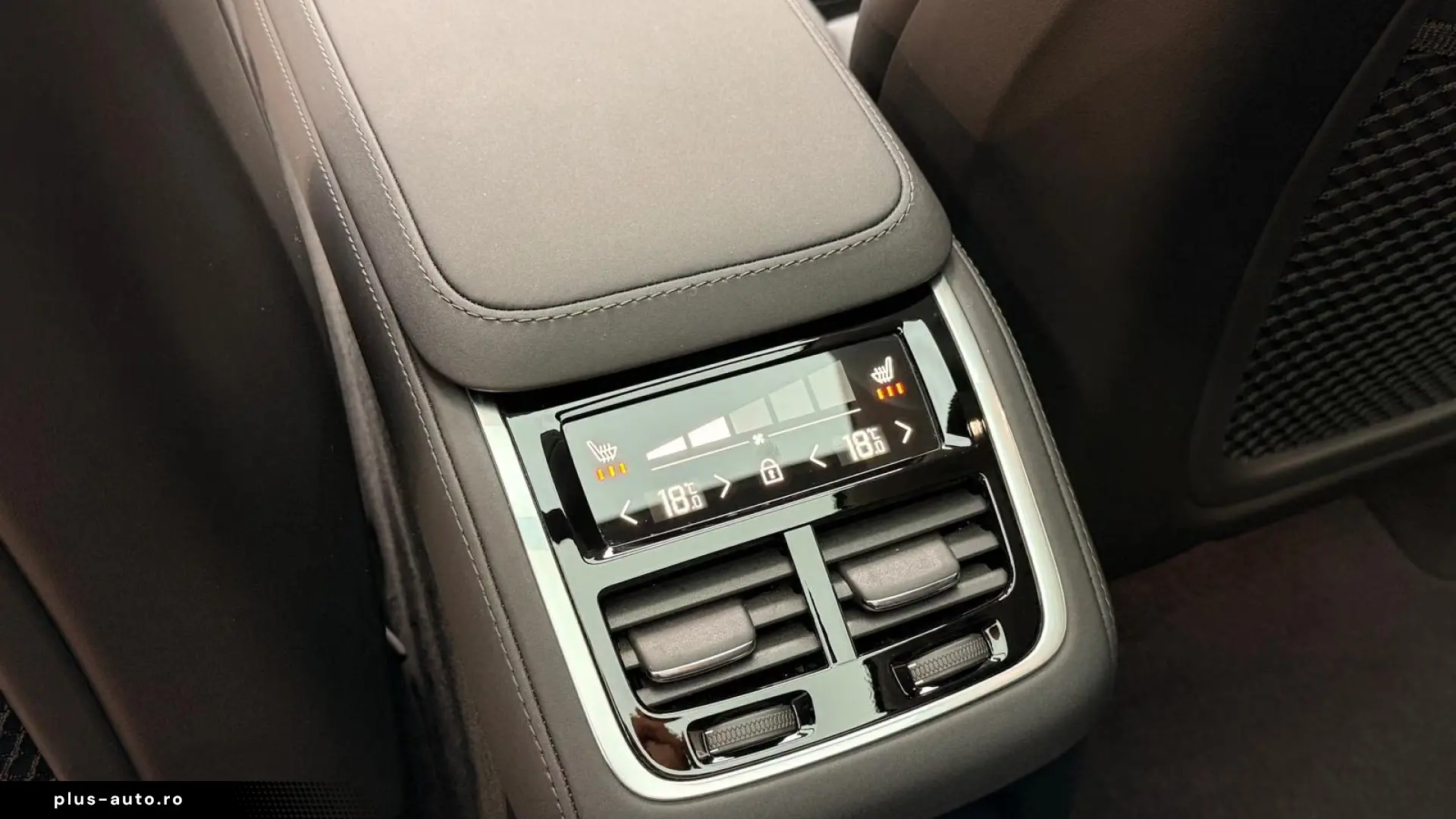 Volvo XC90 Plus Bright AWD 7Sitz HuD 360  H&K Pano ACC
