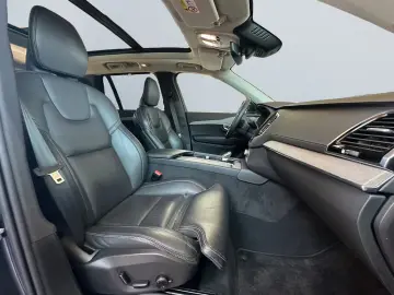 Volvo XC90 B5 AWD Plus Bright M-H  22'' StHz Pano 360