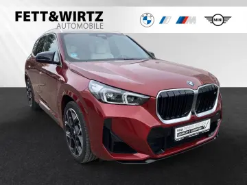BMW X1 M35i xDrive AHK Pano 20 LM Head-Up DA-Prof.