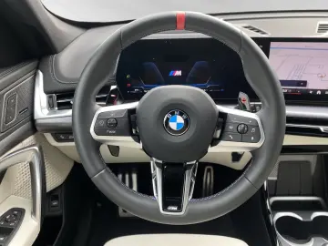 BMW X1 M35i xDrive AHK Pano 20 LM Head-Up DA-Prof.