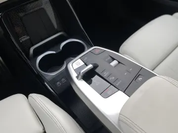 BMW X1 M35i xDrive AHK Pano 20 LM Head-Up DA-Prof.