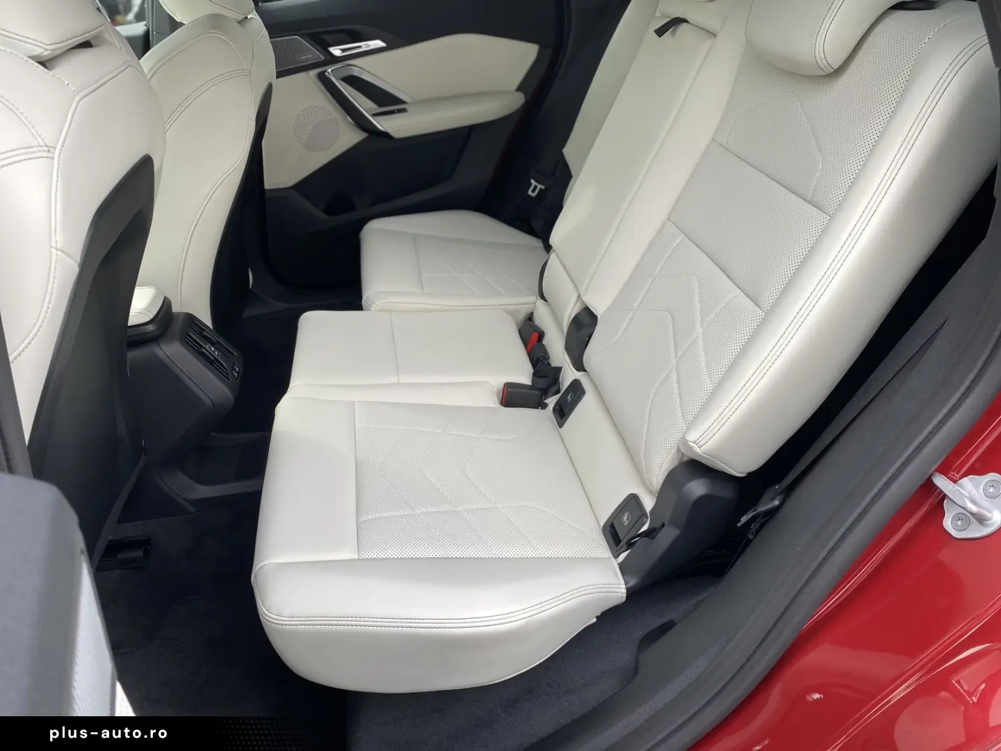 BMW X1 M35i xDrive AHK Pano 20 LM Head-Up DA-Prof.