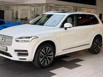 Volvo XC90 Ultimate Bright  Pano HuD B&W Massage FourC