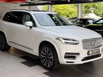 Volvo XC90 Ultimate Bright  Pano HuD B&W Massage FourC