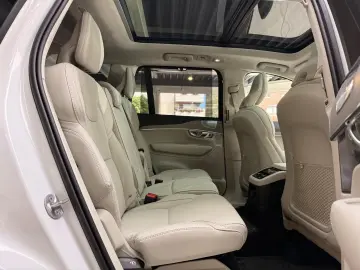 Volvo XC90 Ultimate Bright  Pano HuD B&W Massage FourC