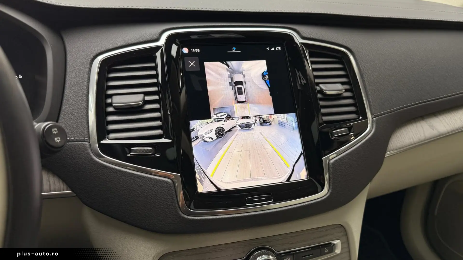 Volvo XC90 Ultimate Bright  Pano HuD B&W Massage FourC