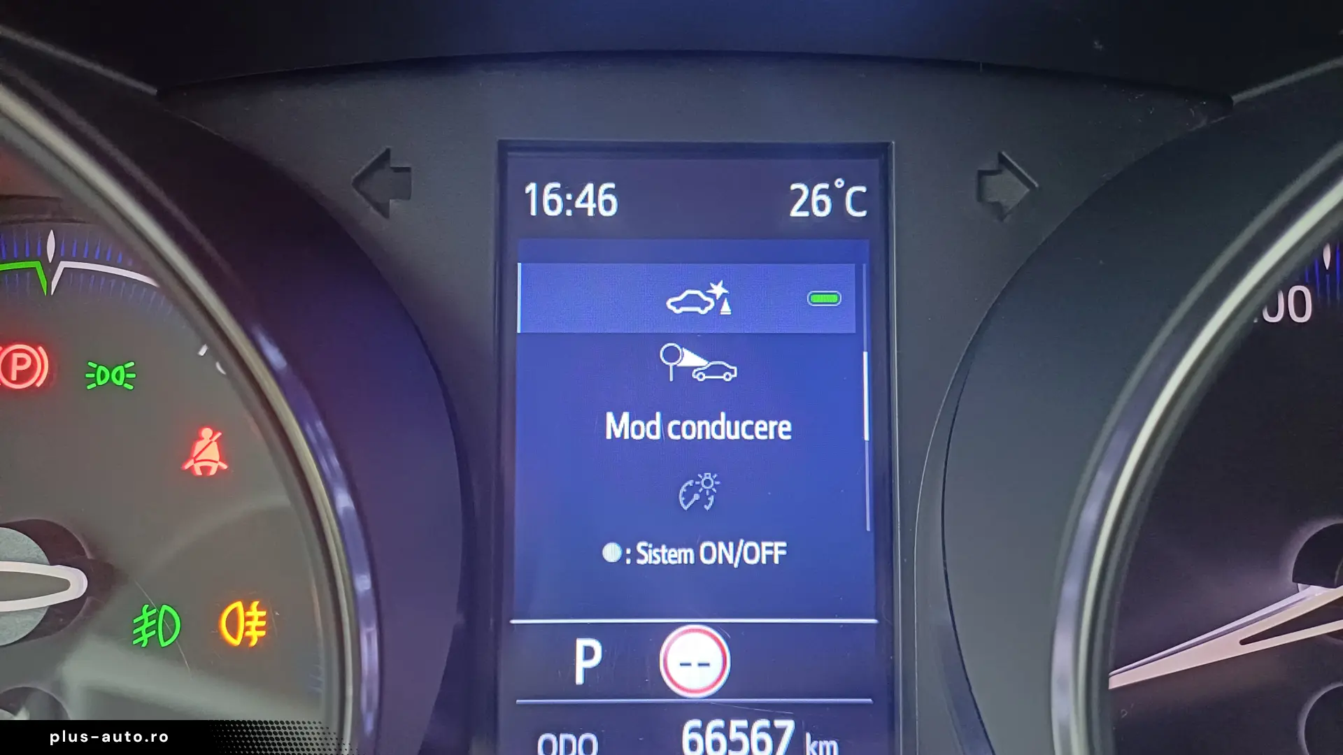 Toyota C-HR 2 0 Hybrid C-ULT CVT