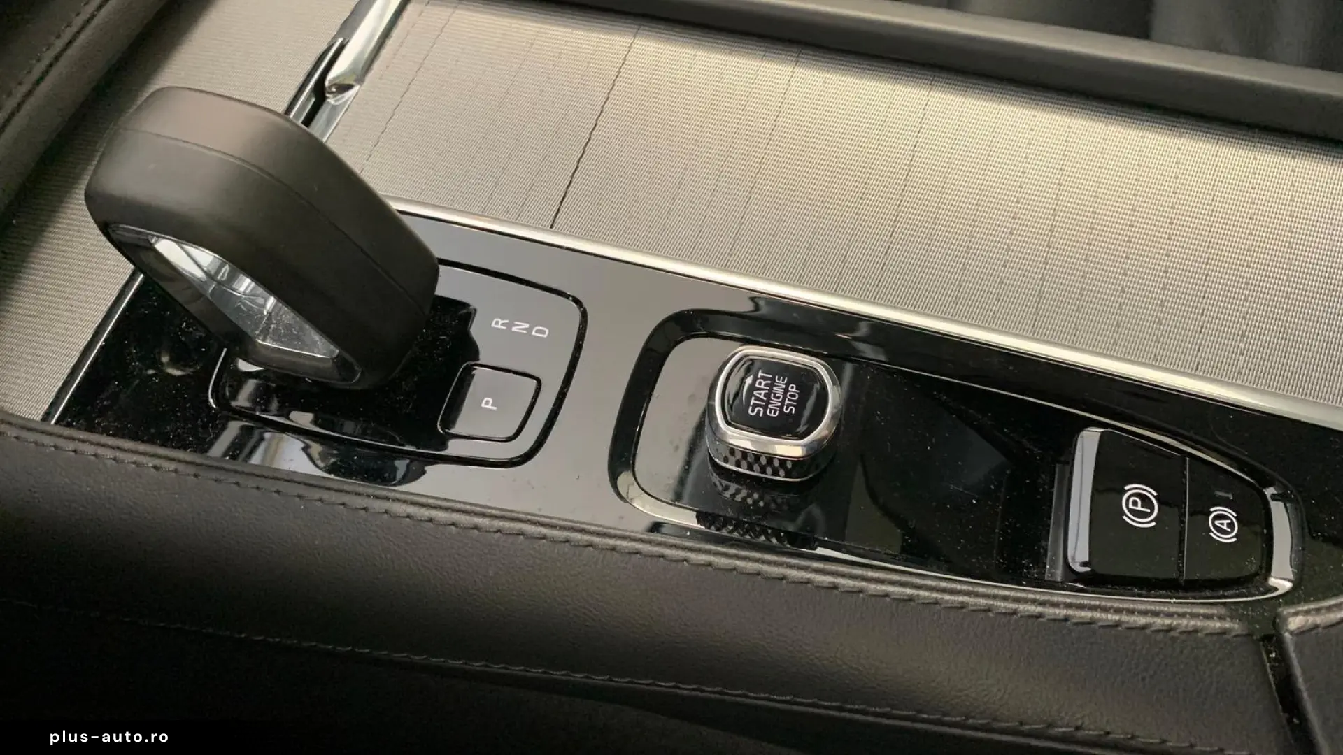 Volvo XC 90 Plus Bright AWD ACC Pano 360 H&K Keyl Memo