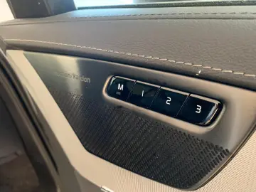 Volvo XC 90 Plus Bright AWD ACC Pano 360 H&K Keyl Memo