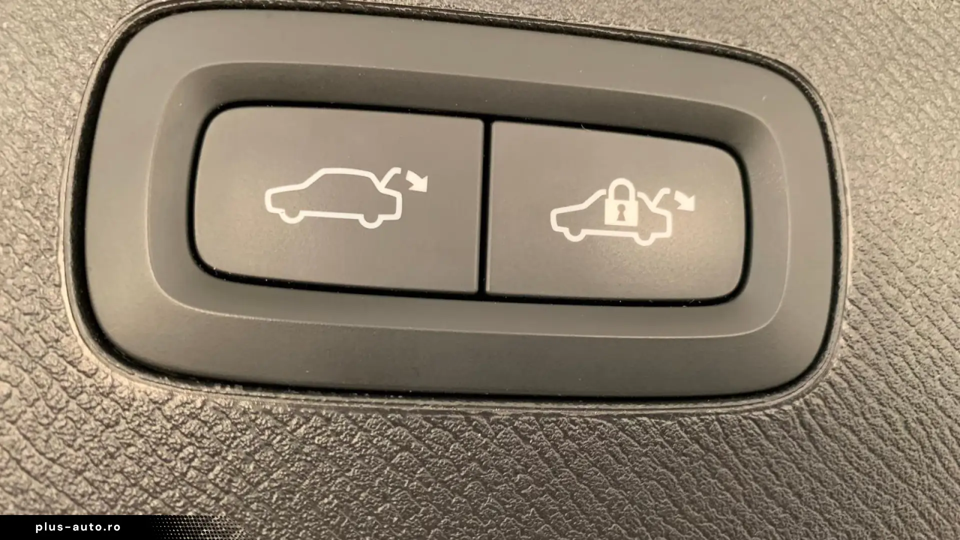 Volvo XC 90 Plus Bright AWD ACC Pano 360 H&K Keyl Memo
