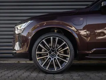 Volvo XC90 2.0 T8 Plug-in hybrid AWD Ultra Dark