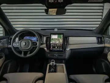 Volvo XC90 2.0 T8 Plug-in hybrid AWD Ultra Dark
