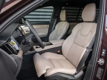 Volvo XC90 2.0 T8 Plug-in hybrid AWD Ultra Dark