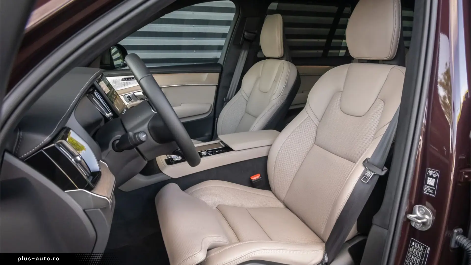 Volvo XC90 2.0 T8 Plug-in hybrid AWD Ultra Dark