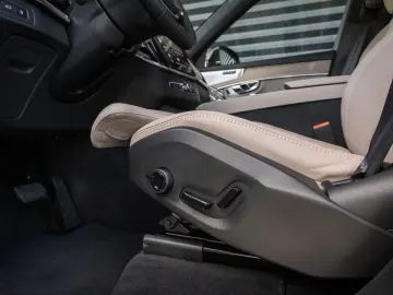 Volvo XC90 2.0 T8 Plug-in hybrid AWD Ultra Dark