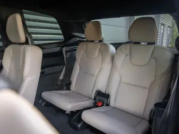 Volvo XC90 2.0 T8 Plug-in hybrid AWD Ultra Dark