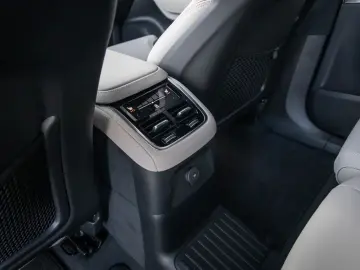 Volvo XC90 2.0 T8 Plug-in hybrid AWD Ultra Dark