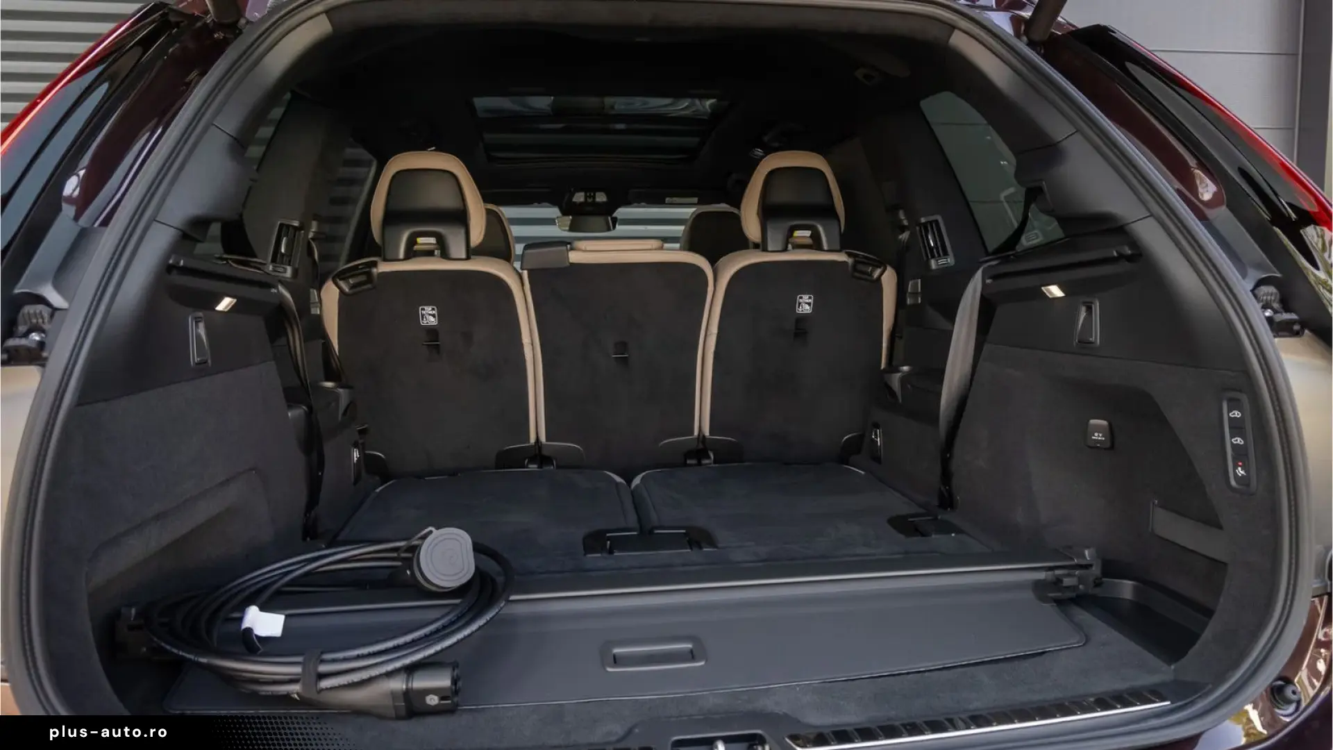 Volvo XC90 2.0 T8 Plug-in hybrid AWD Ultra Dark