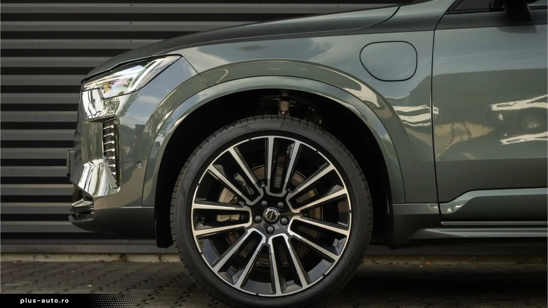 Volvo XC90 2.0 T8 Plug-in hybrid AWD Ultra Dark