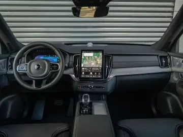 Volvo XC90 2.0 T8 Plug-in hybrid AWD Ultra Dark