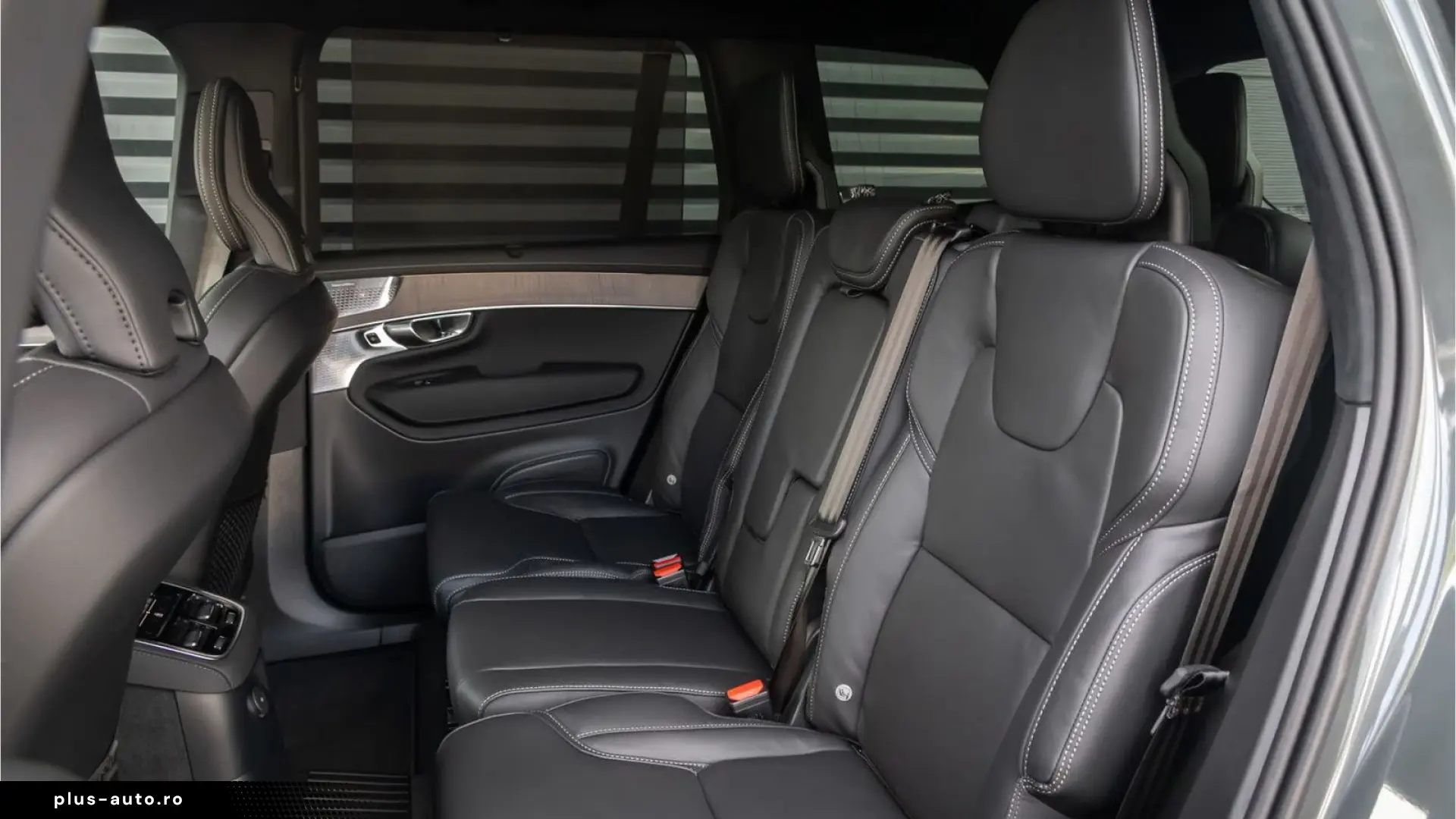 Volvo XC90 2.0 T8 Plug-in hybrid AWD Ultra Dark