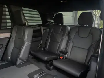 Volvo XC90 2.0 T8 Plug-in hybrid AWD Ultra Dark