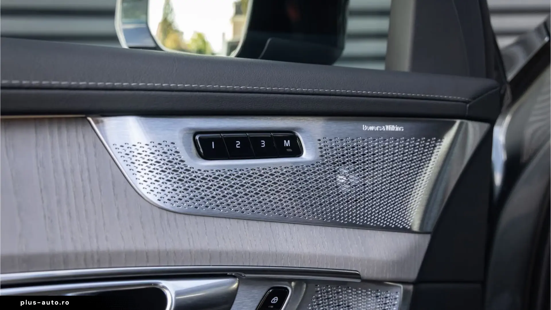 Volvo XC90 2.0 T8 Plug-in hybrid AWD Ultra Dark