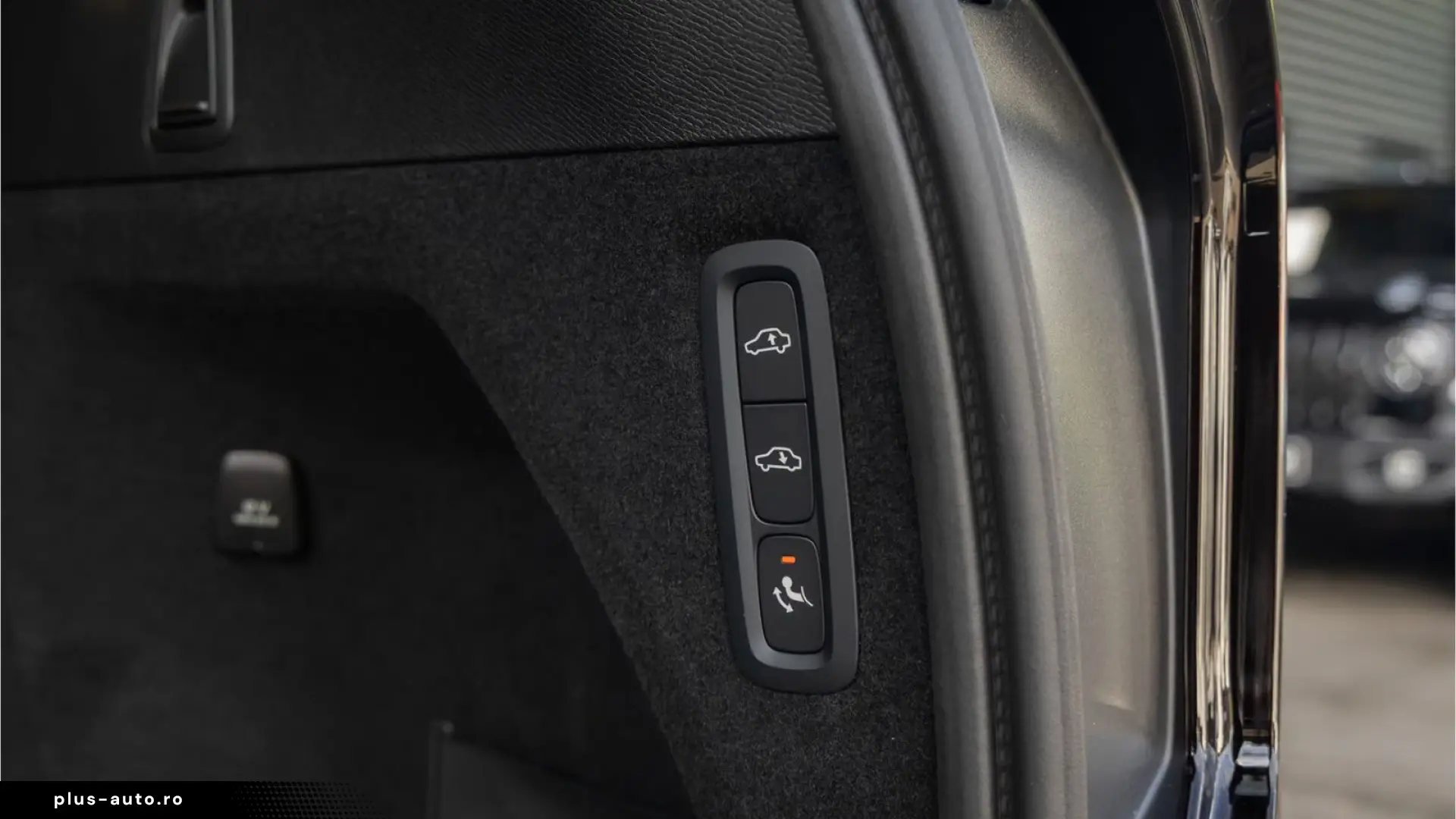 Volvo XC90 2.0 T8 Plug-in hybrid AWD Ultra Dark