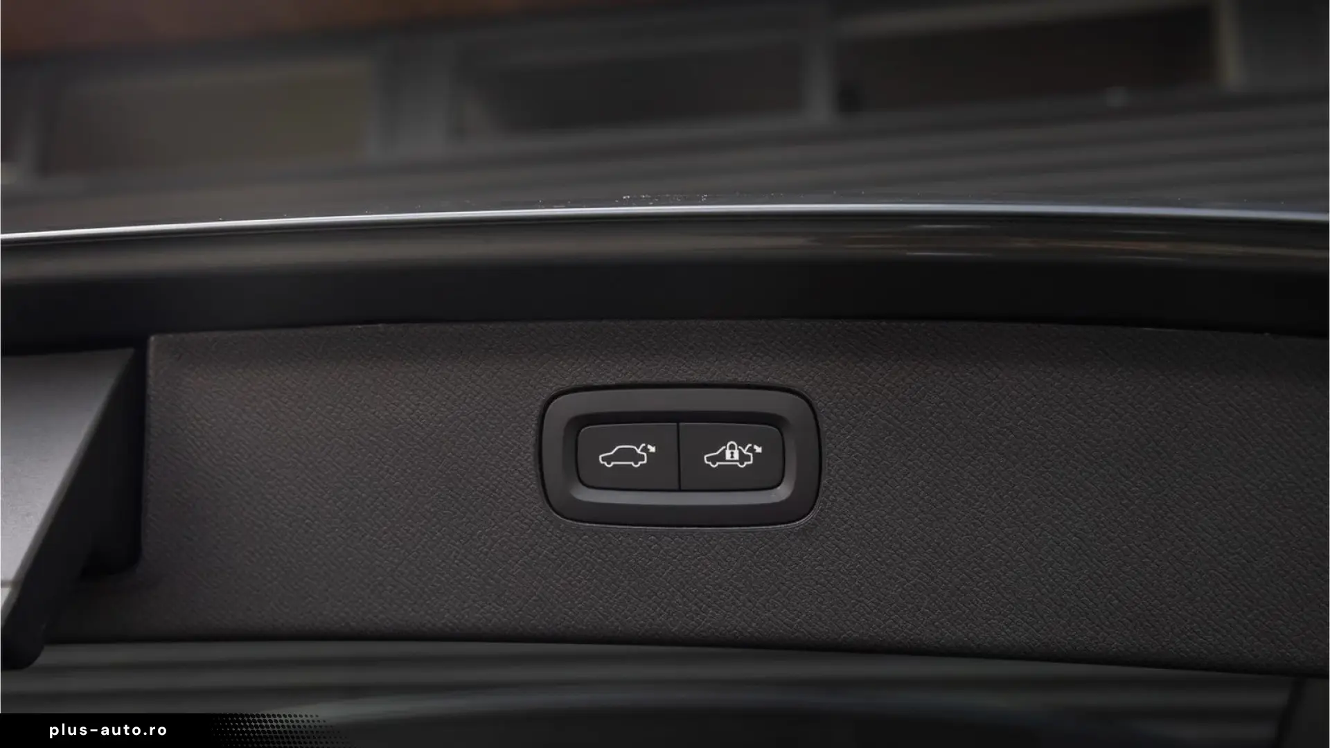 Volvo XC90 2.0 T8 Plug-in hybrid AWD Ultra Dark