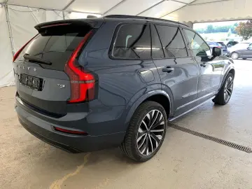 Volvo XC90 T8 PHEV FACELIFT Plus Dark 21  PANO STANDHz