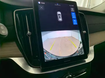 Volvo XC90 T8 PHEV FACELIFT Plus Dark 21  PANO STANDHz