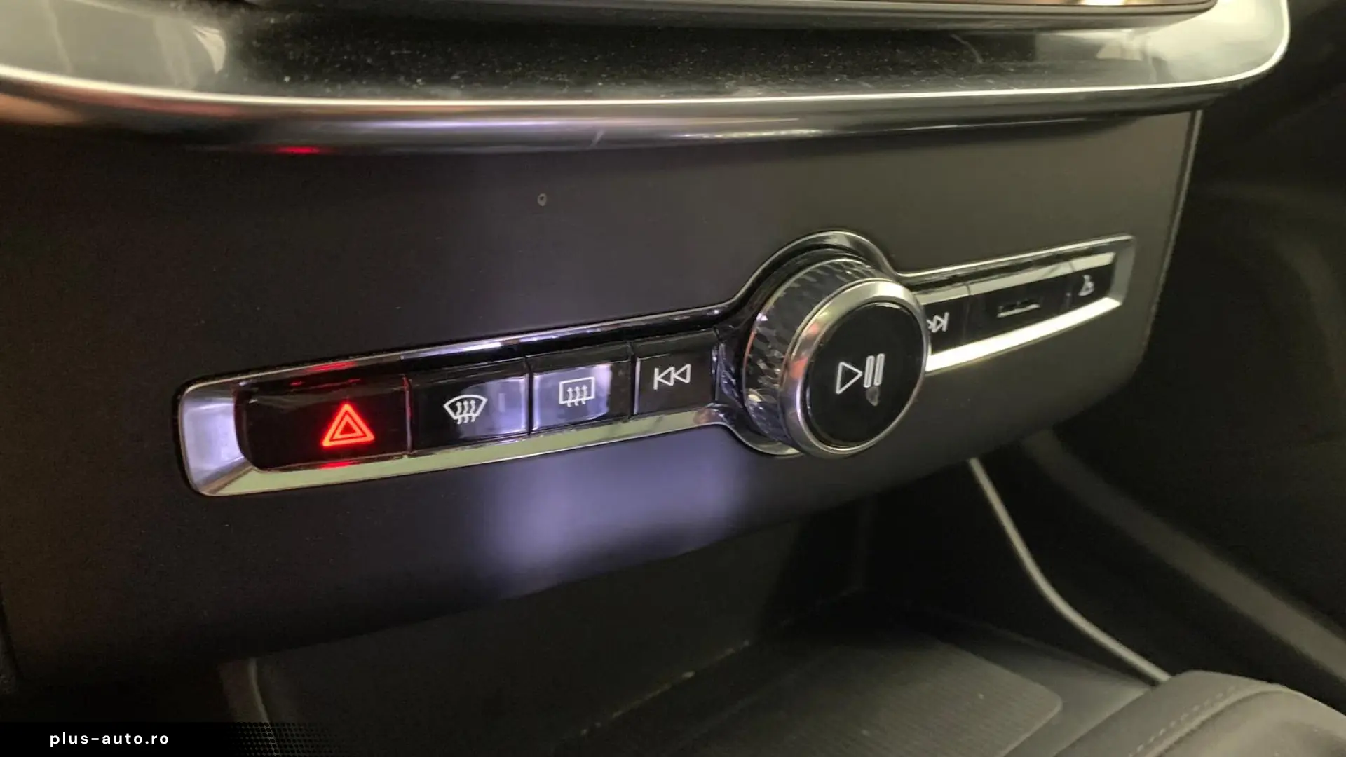 Volvo XC90 T8 PHEV FACELIFT Plus Dark 21  PANO STANDHz