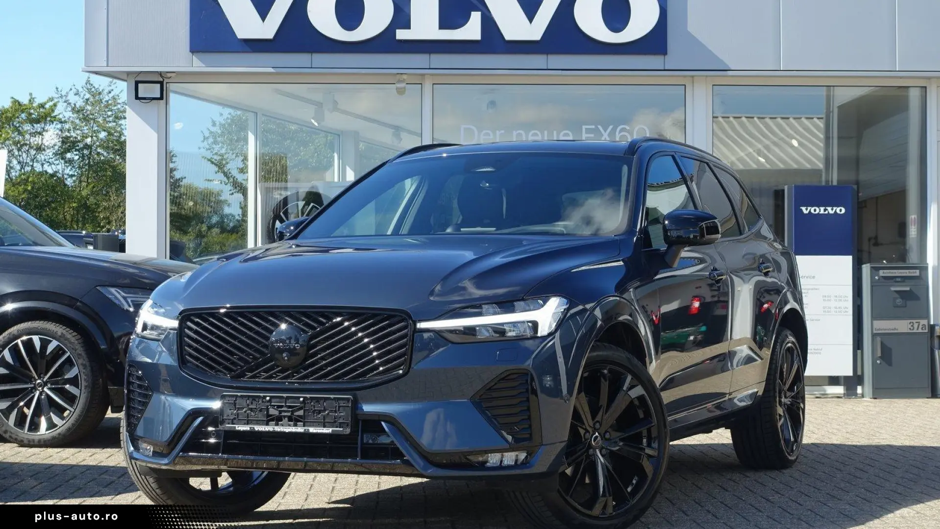 Volvo XC60 Black Edition Ultra B5 AWD AHK B&W Pano HUD
