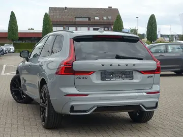Volvo XC60 Black Edition Plus  B5 AWD Mild-Hybrid